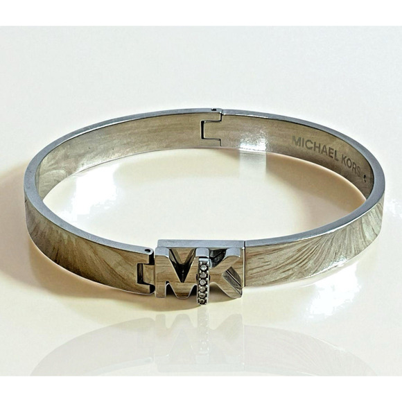 MICHAEL KORS Hinged Bangle Bracelet Silver Tone (Steel) Giltz Sz 6.5 MSRP $125 - Picture 1 of 16
